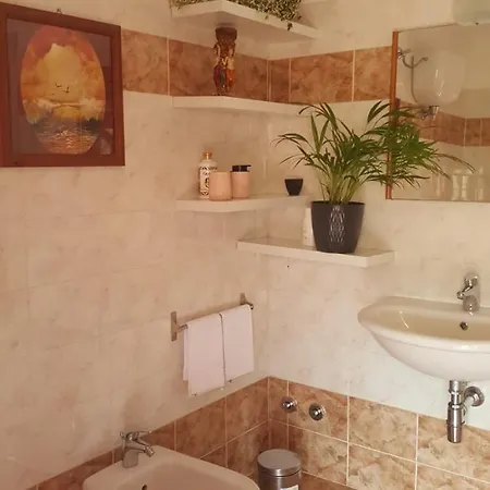 Falcobianco Bed & Breakfast