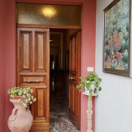 Nocleg ze śniadaniem Falcobianco 3*