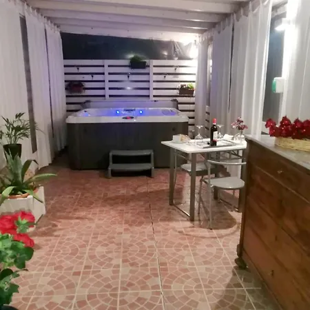 Bed & Breakfast Falcobianco 3*