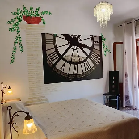 Nocleg ze śniadaniem Falcobianco 3*