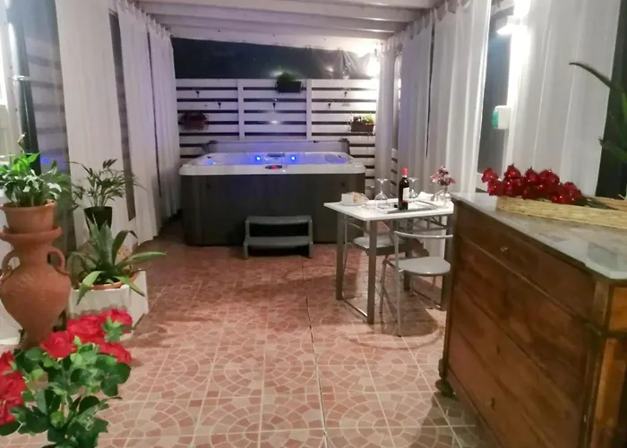 Bed & Breakfast Falcobianco 3*