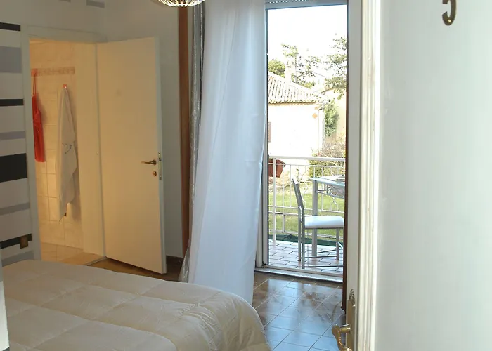 Falcobianco Bed & Breakfast